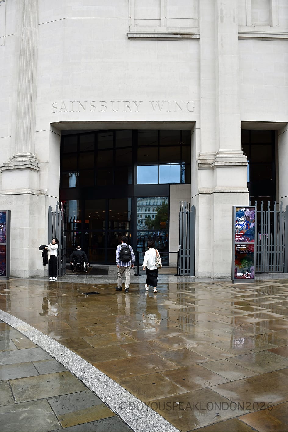 Entrance to the Sainsbury Wing of the National Gallery for the Renoir and Love exhibition