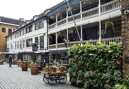 Step back in time at The George, London iconic gallery pub!