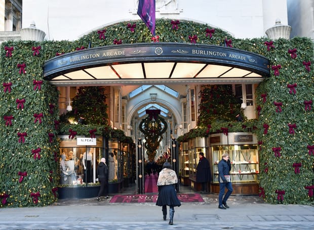 3 secret spots in Piccadilly London only locals know